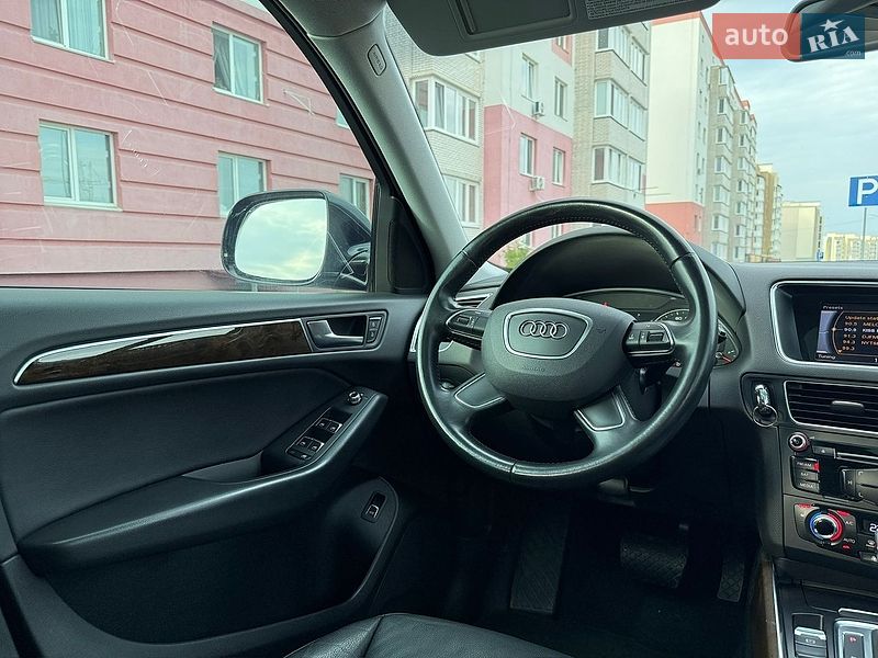 Позашляховик / Кросовер Audi Q5 2015 в Вінниці