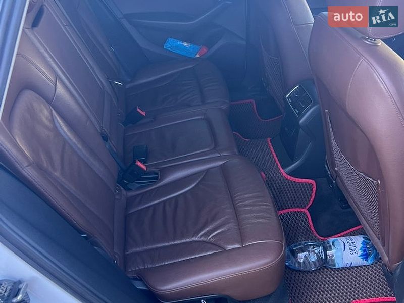 Позашляховик / Кросовер Audi Q5 2012 в Києві фото 8 Позашляховик / Кросовер Audi Q5 2012 в Києві