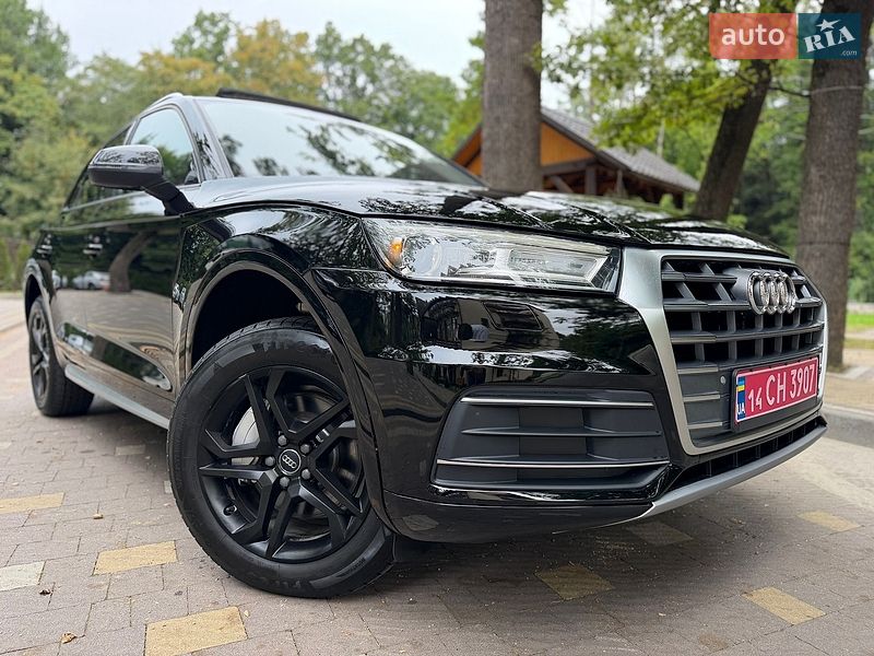 Внедорожник / Кроссовер Audi Q5 2018 в Дрогобыче