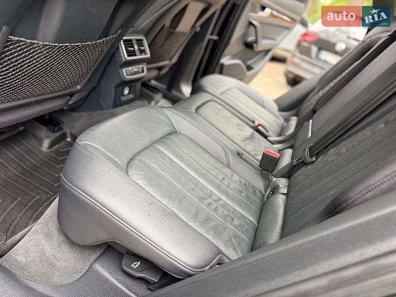 Внедорожник / Кроссовер Audi Q5 2018 в Дрогобыче