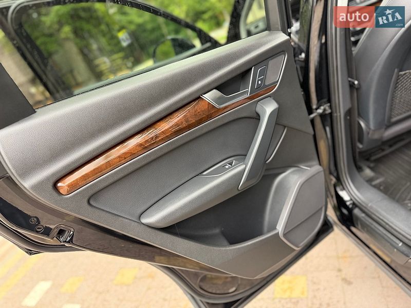 Внедорожник / Кроссовер Audi Q5 2018 в Дрогобыче