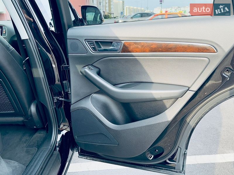 Позашляховик / Кросовер Audi Q5 2015 в Вінниці