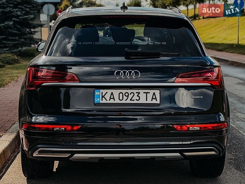 Внедорожник / Кроссовер Audi Q5 2022 в Киеве