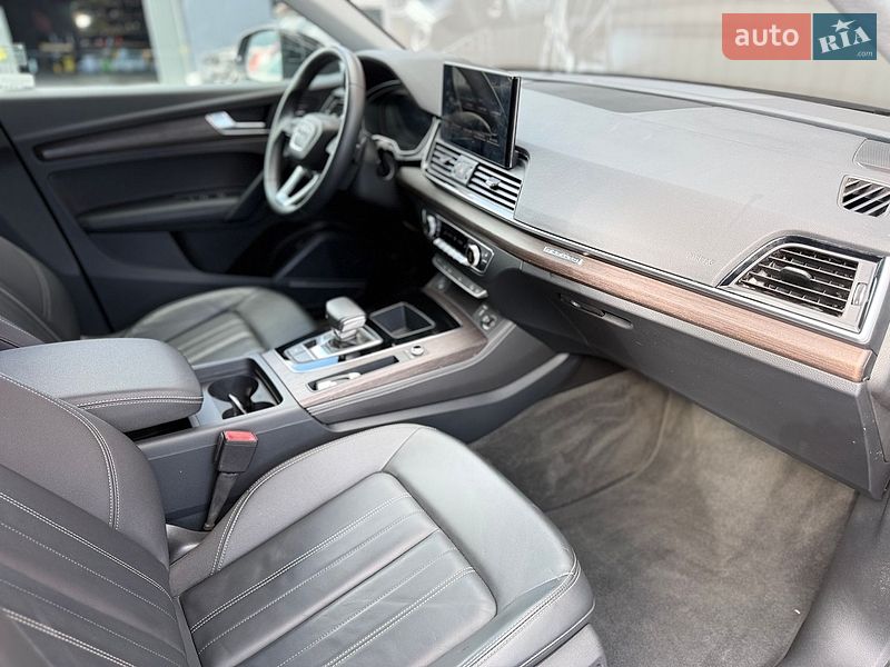 Внедорожник / Кроссовер Audi Q5 2023 в Львове