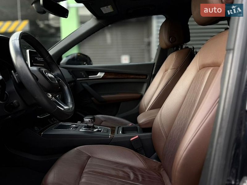 Внедорожник / Кроссовер Audi Q5 2017 в Киеве