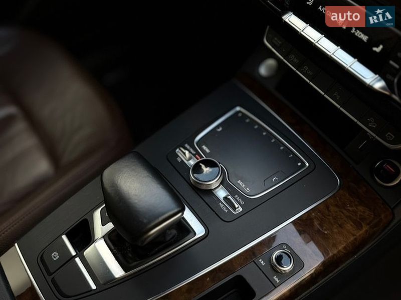 Внедорожник / Кроссовер Audi Q5 2017 в Киеве
