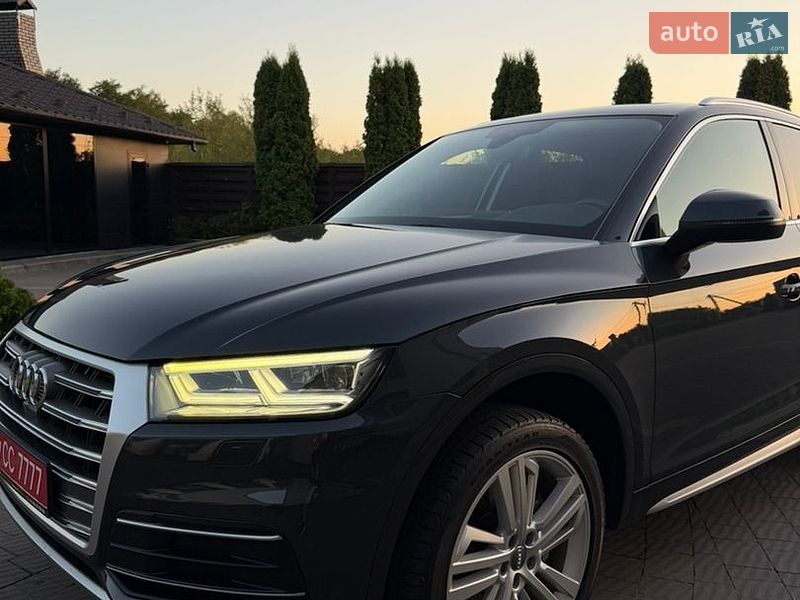 Позашляховик / Кросовер Audi Q5 2018 в Львові