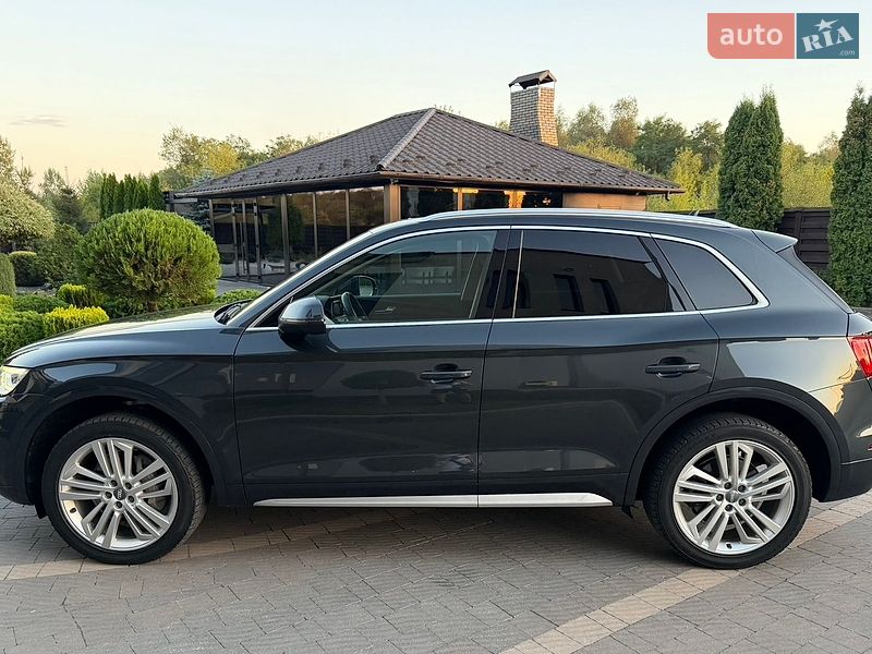 Позашляховик / Кросовер Audi Q5 2018 в Львові