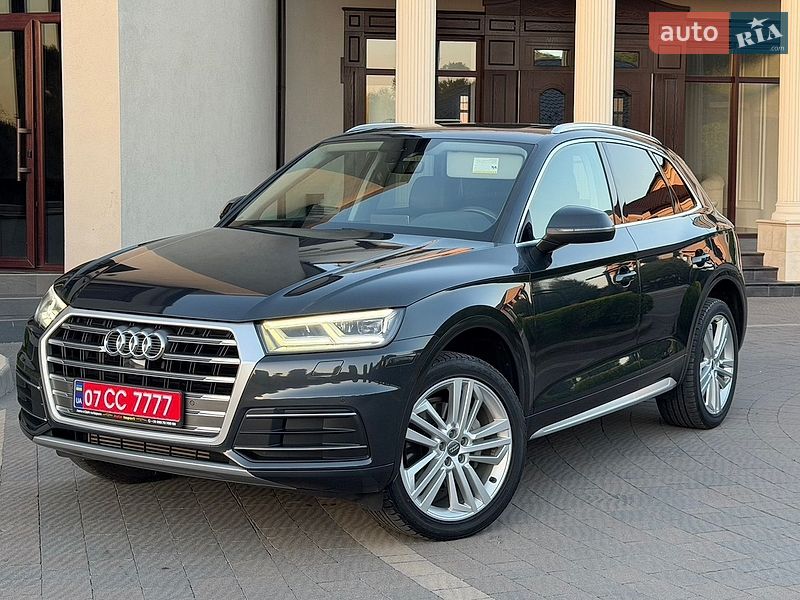 Позашляховик / Кросовер Audi Q5 2018 в Львові