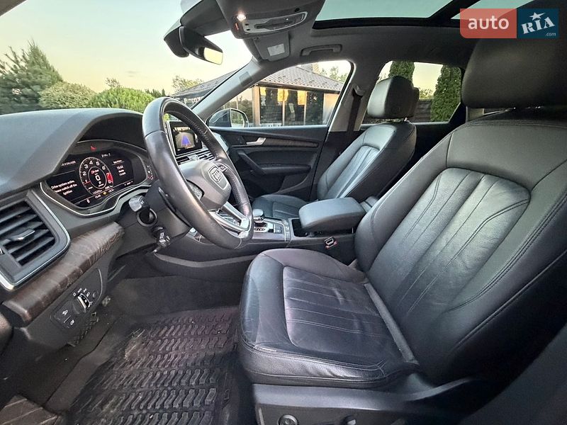 Позашляховик / Кросовер Audi Q5 2018 в Львові