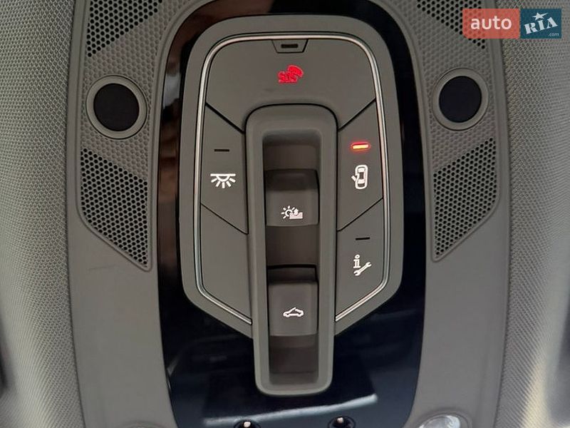 Позашляховик / Кросовер Audi Q5 2018 в Львові