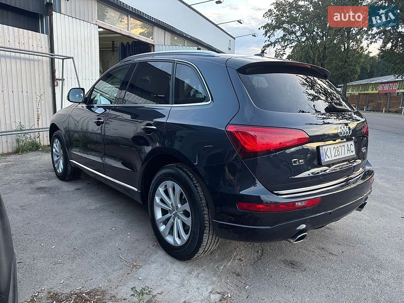 Позашляховик / Кросовер Audi Q5 2015 в Києві