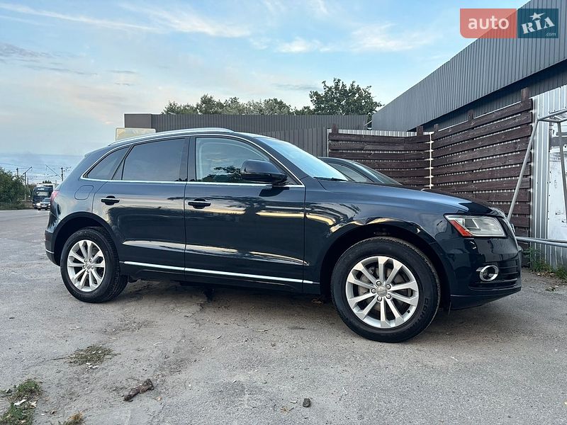 Позашляховик / Кросовер Audi Q5 2015 в Києві