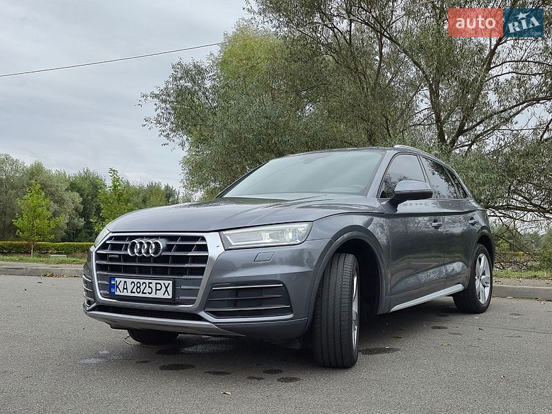 Внедорожник / Кроссовер Audi Q5 2018 в Буче