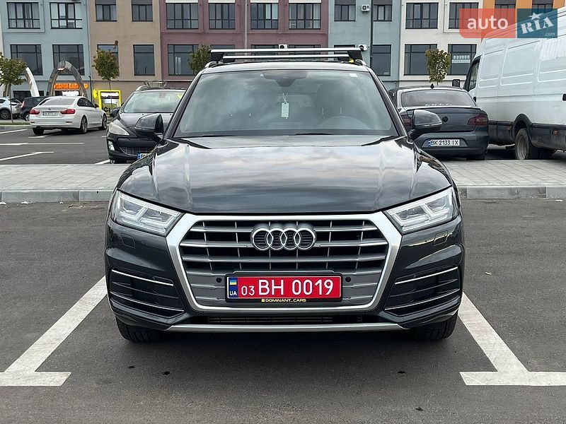 Внедорожник / Кроссовер Audi Q5 2017 в Ровно