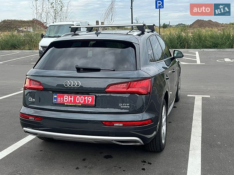 Внедорожник / Кроссовер Audi Q5 2017 в Ровно