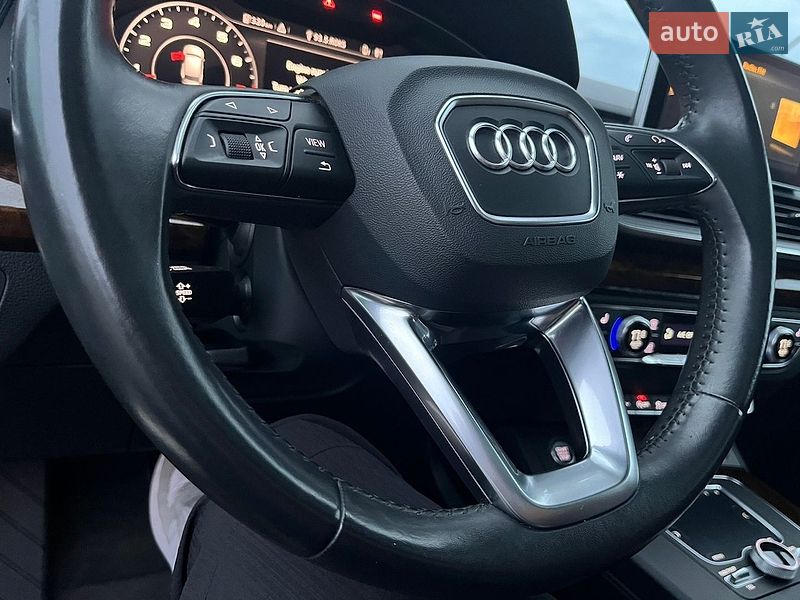 Внедорожник / Кроссовер Audi Q5 2017 в Ровно
