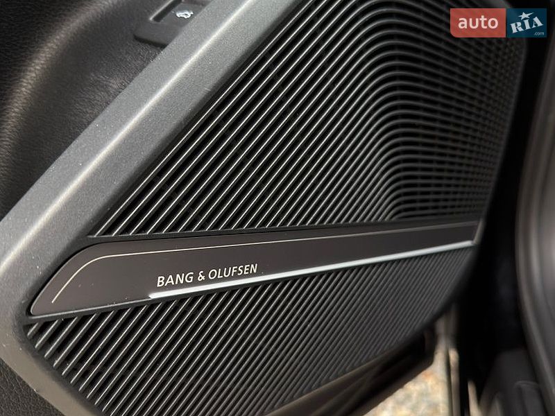 Позашляховик / Кросовер Audi Q5 2020 в Івано-Франківську