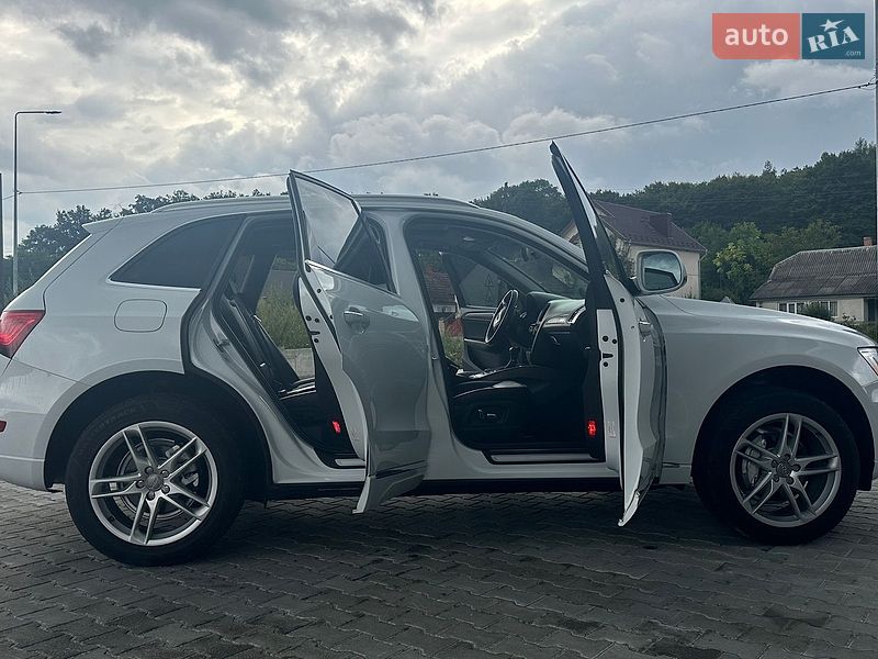 Внедорожник / Кроссовер Audi Q5 2015 в Теребовле