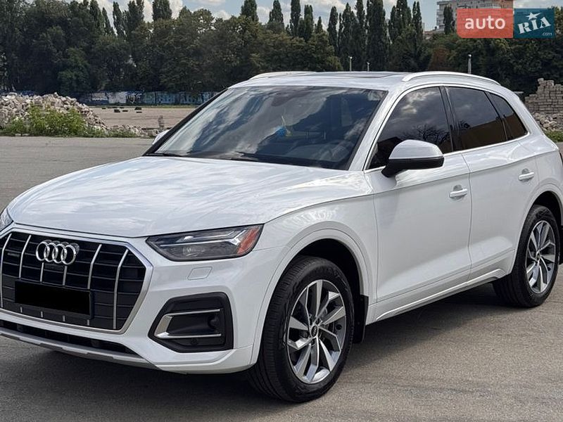 Внедорожник / Кроссовер Audi Q5 2021 в Харькове