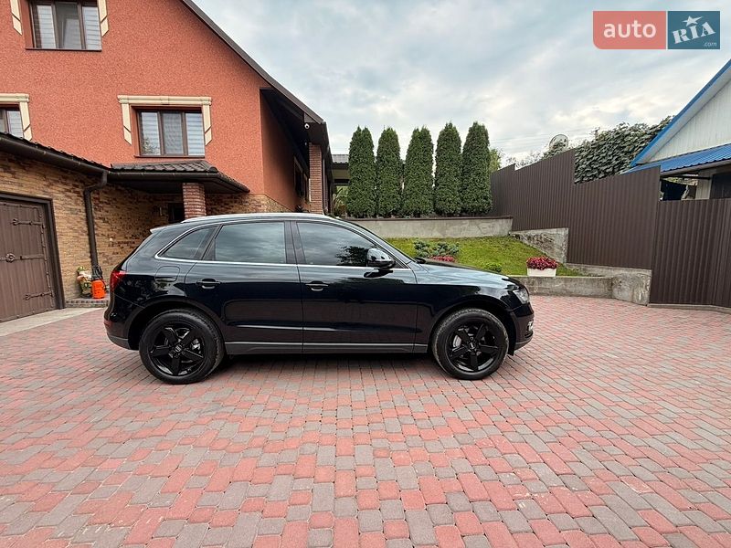 Позашляховик / Кросовер Audi Q5 2014 в Тячеві