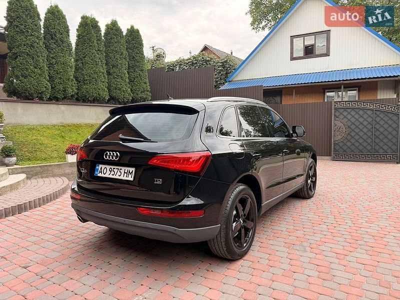 Позашляховик / Кросовер Audi Q5 2014 в Тячеві