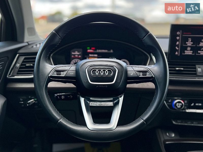 Позашляховик / Кросовер Audi Q5 2022 в Львові