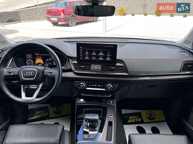 Позашляховик / Кросовер Audi Q5 2022 в Львові