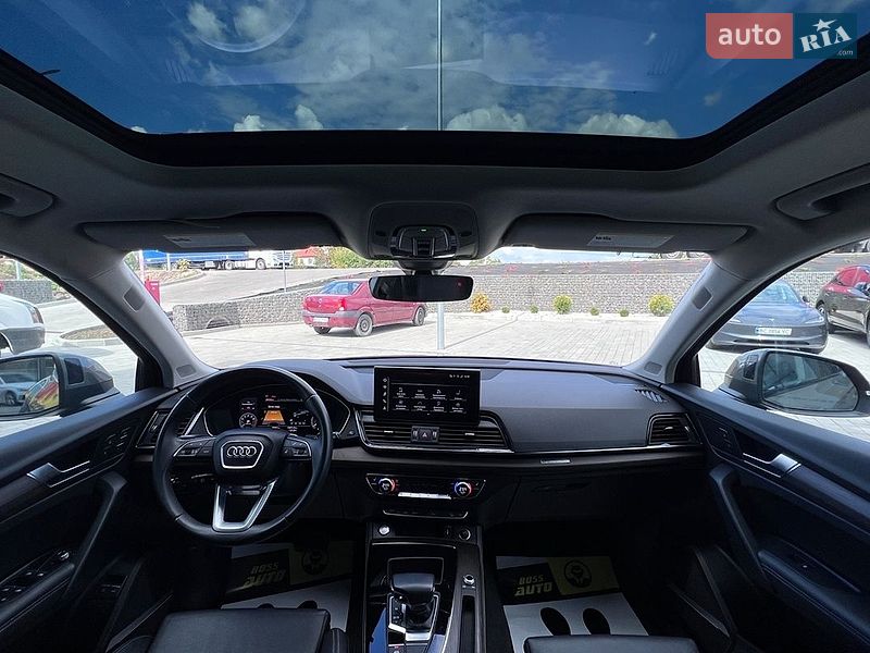 Позашляховик / Кросовер Audi Q5 2022 в Львові