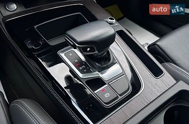 Позашляховик / Кросовер Audi Q5 2022 в Львові
