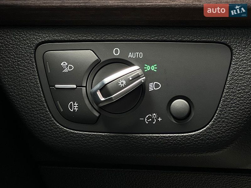 Позашляховик / Кросовер Audi Q5 2022 в Львові