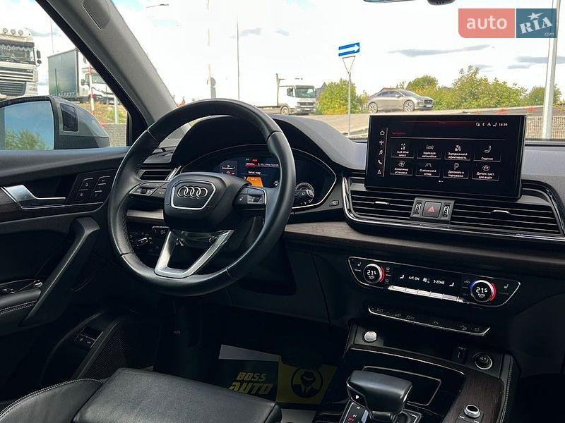 Позашляховик / Кросовер Audi Q5 2022 в Львові