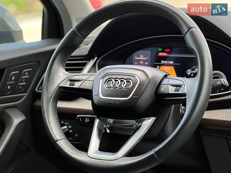 Позашляховик / Кросовер Audi Q5 2022 в Львові