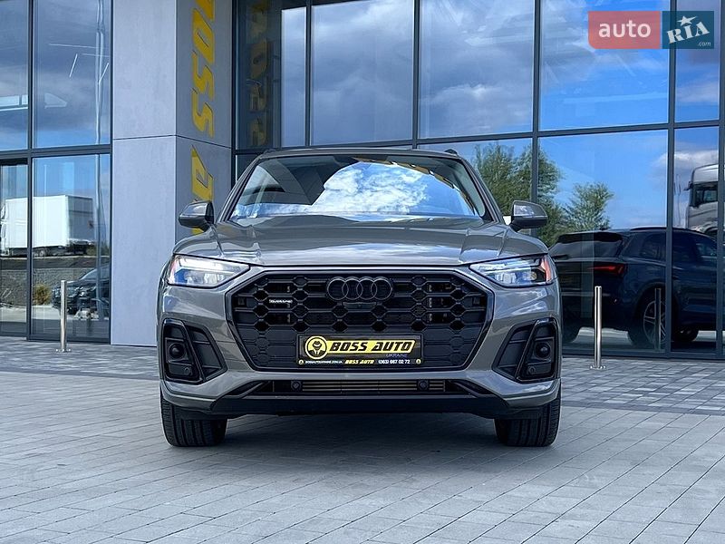 Позашляховик / Кросовер Audi Q5 2022 в Львові