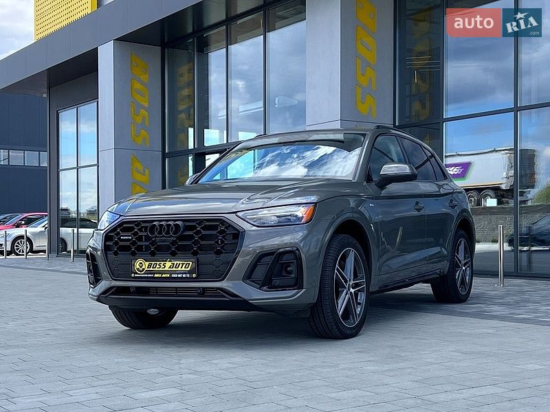 Позашляховик / Кросовер Audi Q5 2022 в Львові
