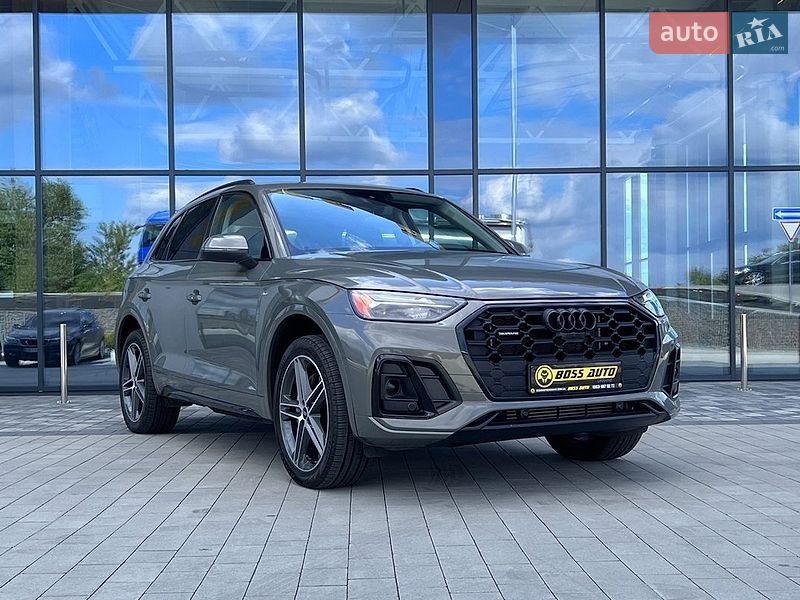 Позашляховик / Кросовер Audi Q5 2022 в Львові