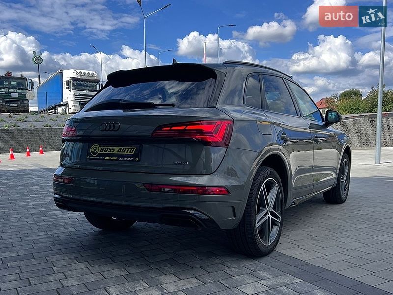 Позашляховик / Кросовер Audi Q5 2022 в Львові