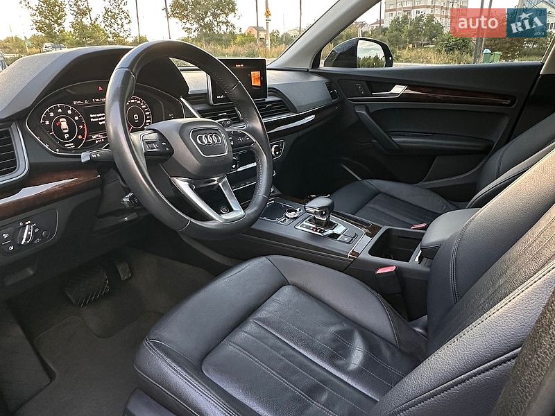 Позашляховик / Кросовер Audi Q5 2019 в Львові фото 23 Позашляховик / Кросовер Audi Q5 2019 в Львові