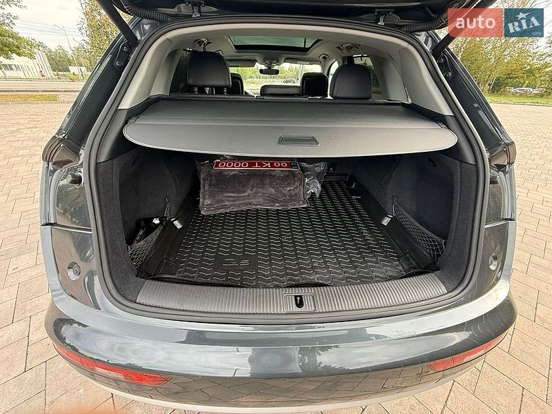 Внедорожник / Кроссовер Audi Q5 2018 в Ивано-Франковске