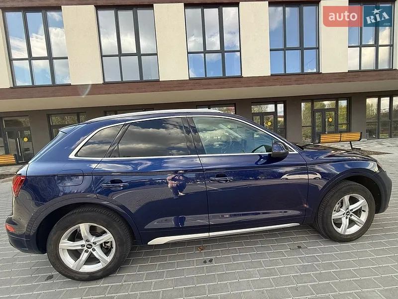 Audi Q5 2021