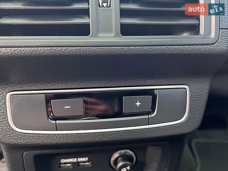 Позашляховик / Кросовер Audi Q5 2020 в Львові