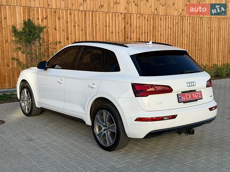 Позашляховик / Кросовер Audi Q5 2020 в Львові