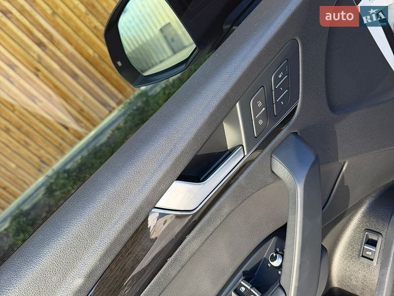 Позашляховик / Кросовер Audi Q5 2020 в Львові