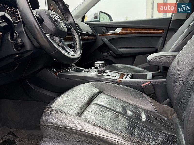 Позашляховик / Кросовер Audi Q5 2018 в Хусті
