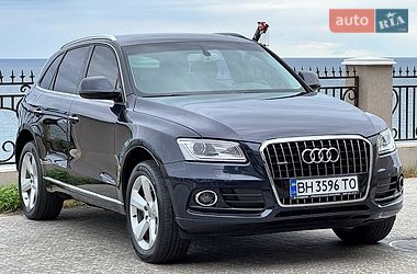 Внедорожник / Кроссовер Audi Q5 2015 в Одессе