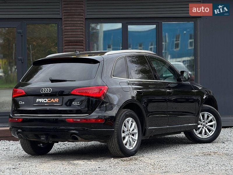 Позашляховик / Кросовер Audi Q5 2015 в Львові
