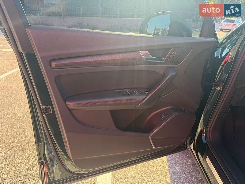 Позашляховик / Кросовер Audi Q5 2018 в Кропивницькому