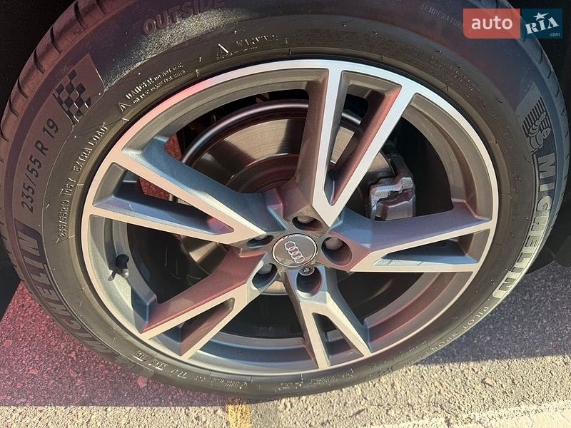 Позашляховик / Кросовер Audi Q5 2018 в Кропивницькому