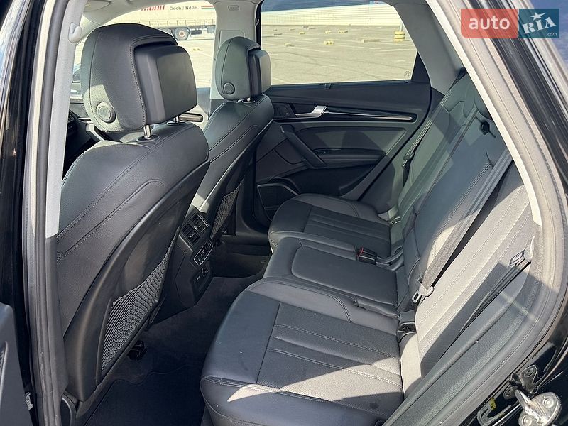Позашляховик / Кросовер Audi Q5 2020 в Львові