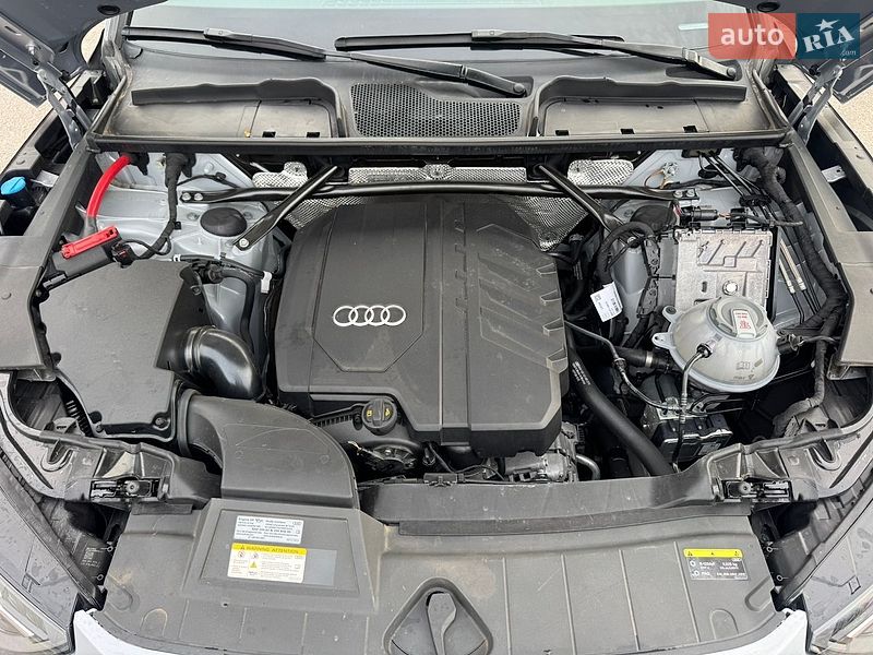 Позашляховик / Кросовер Audi Q5 2023 в Самарі